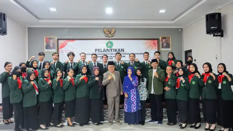 Foto BEM dan DPM UNISBA